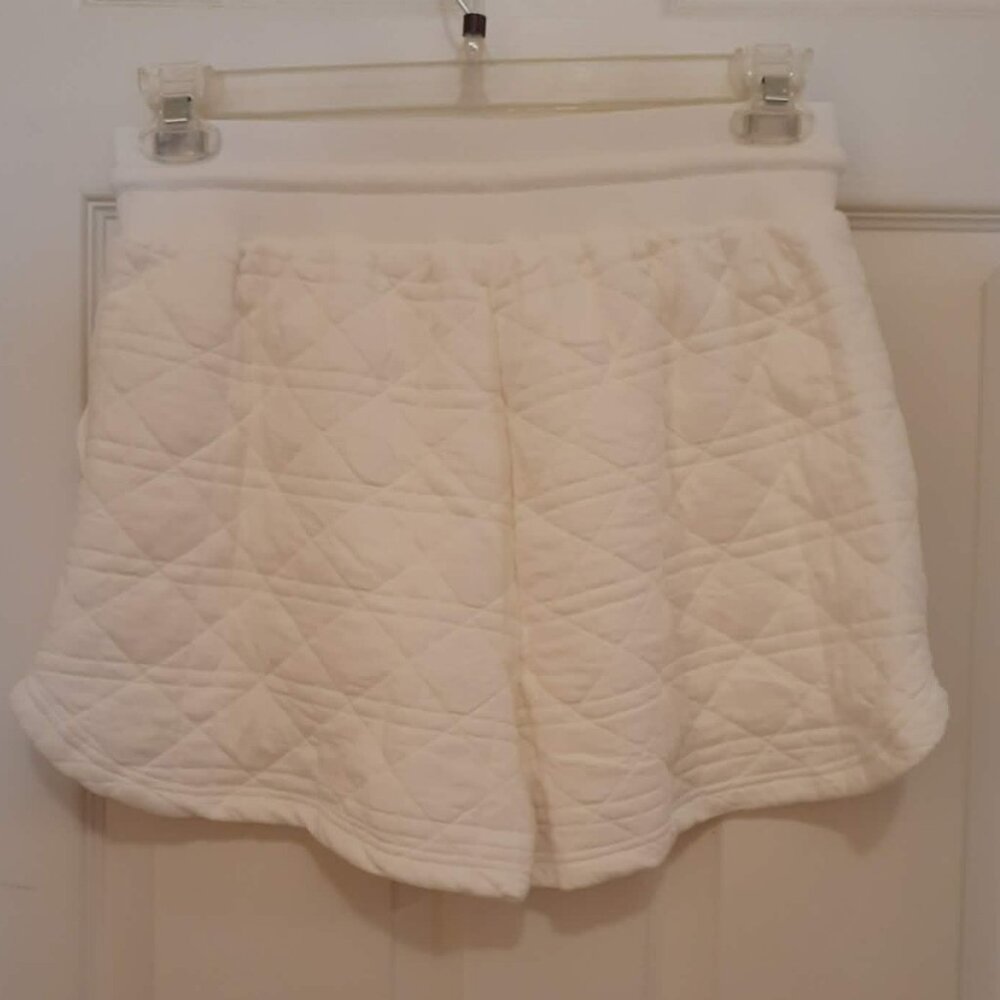 ENTRO Textured Half-Zip Lightweight Sweater Top And Shorts Set - Picture 13 of 13